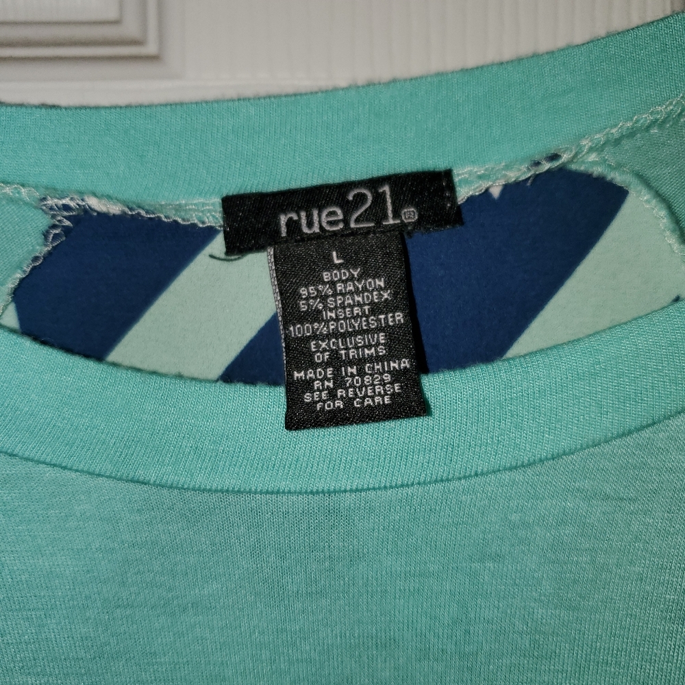 Womans shirt. Very comfy